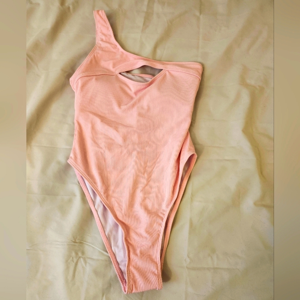 Ribbed Swimsuit